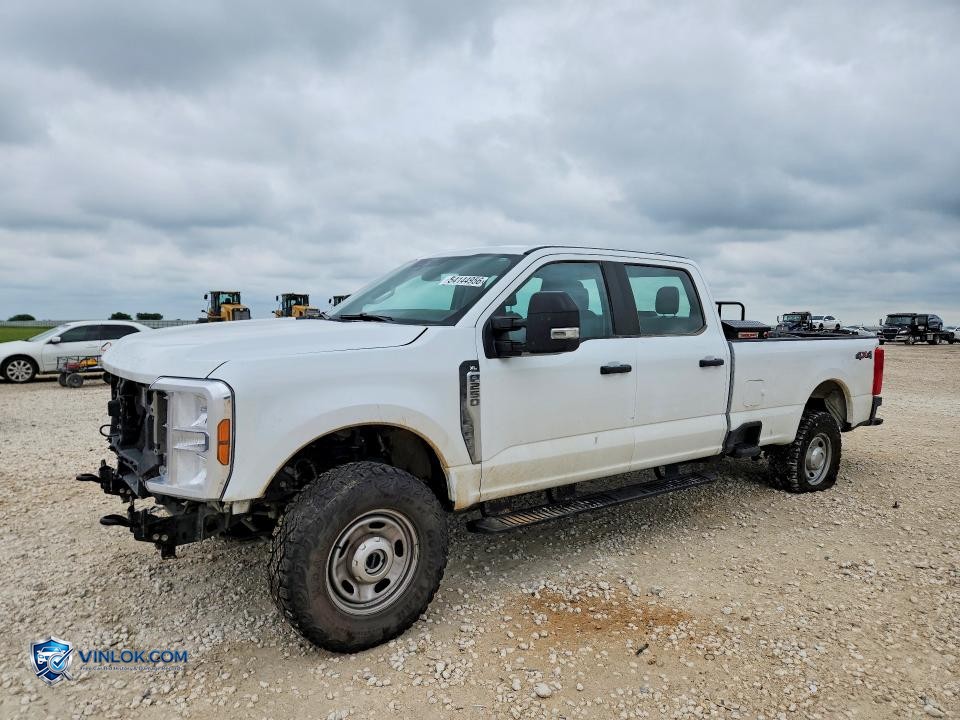2025 FORD F250 SUPER DUTY – Lot 54144956 auction photo