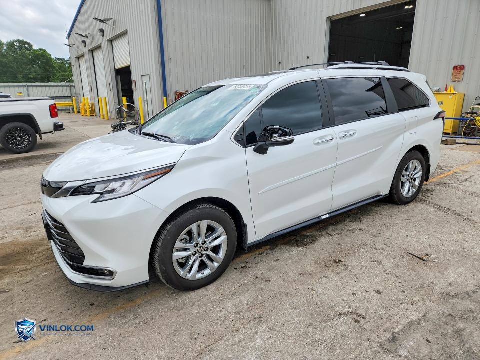 2024 TOYOTA SIENNA LIMITED 7-PASSENGER – Lot 54159466 auction photo