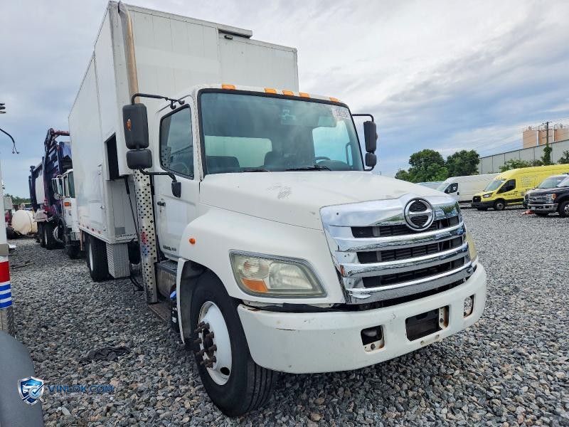 2012 HINO 338 BOX TRUCK – Lot 54166576 auction photo