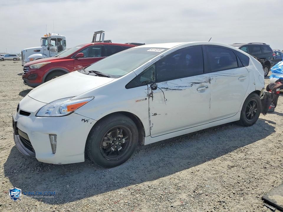2015 TOYOTA PRIUS TWO – Lot 54174516 auction photo