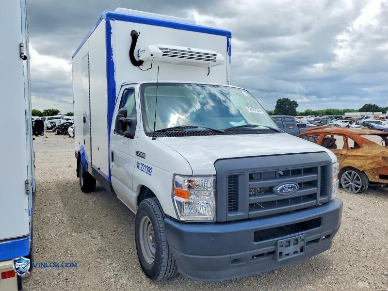2023 FORD E350 REFRIGERATED BOX TRUCK – Lot 54187206 auction photo