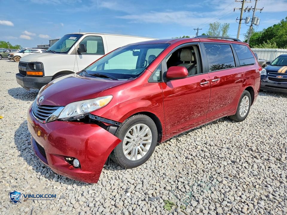 2014 TOYOTA SIENNA XLE 8-PASSENGER – Lot 54191286 auction photo