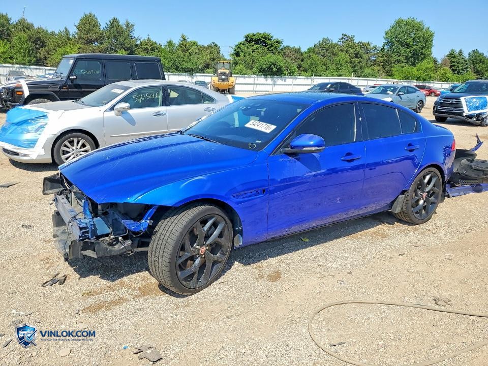 2017 JAGUAR XE R - SPORT – Lot 54241716 auction photo
