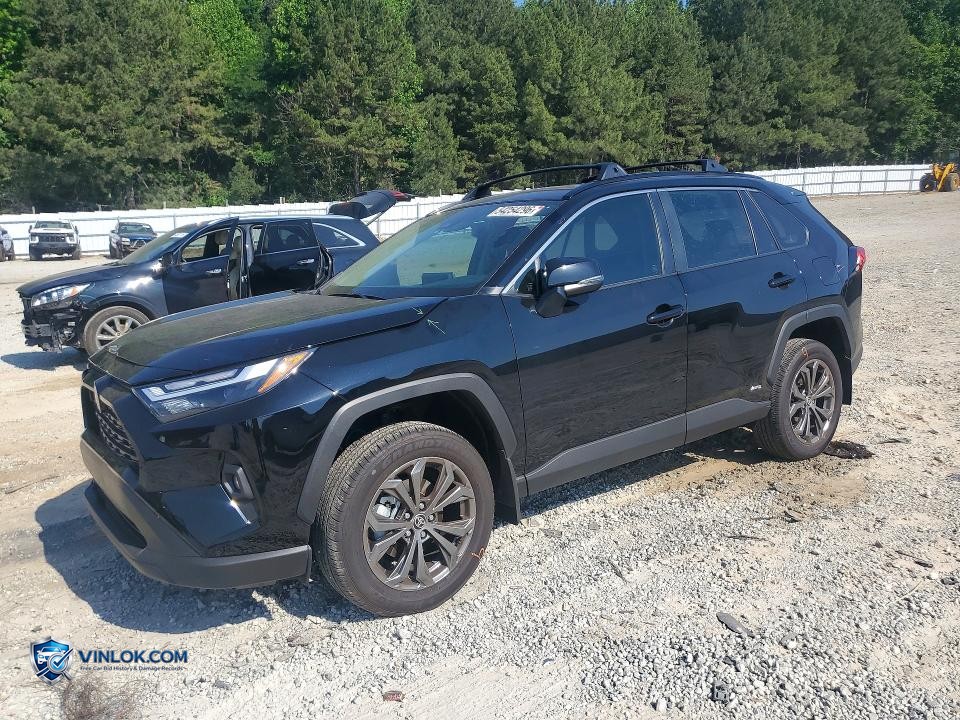 2025 TOYOTA RAV4 XLE PREMIUM – Lot 54254296 auction photo