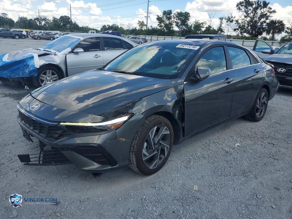 2025 HYUNDAI ELANTRA SEL – Lot 54277216 auction photo