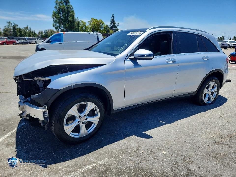 2017 MERCEDES-BENZ GLC 300 4MATIC – Lot 54282716 auction photo
