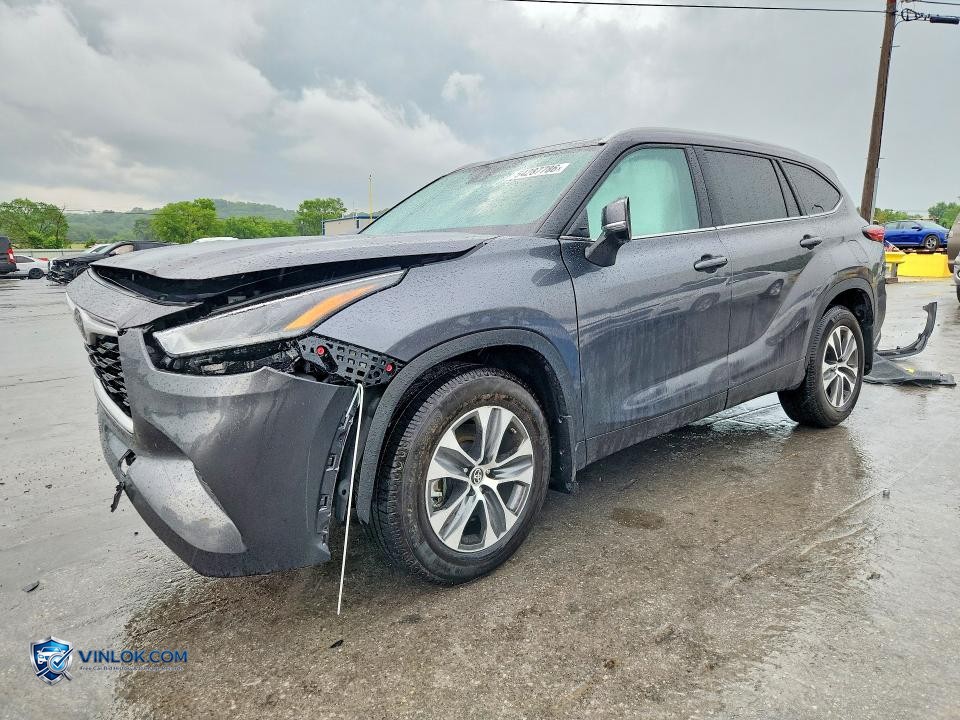 2022 TOYOTA HIGHLANDER XLE – Lot 54287786 auction photo