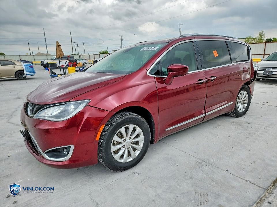 2019 CHRYSLER PACIFICA TOURING L – Lot 54299406 auction photo