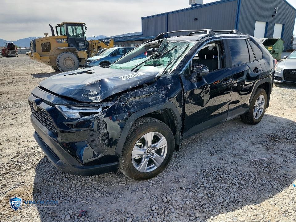 2025 TOYOTA RAV4 XLE – Lot 54310406 auction photo