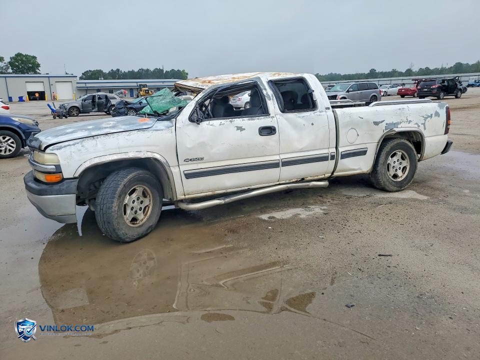 2001 CHEVROLET SILVERADO C1500 – Lot 54343276 auction photo