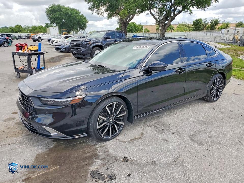 2024 HONDA ACCORD TOURING HYBRID – Lot 54356546 auction photo