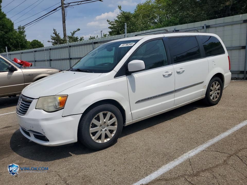 2014 CHRYSLER TOWN & COUNTRY TOURING – Lot 54389386 auction photo