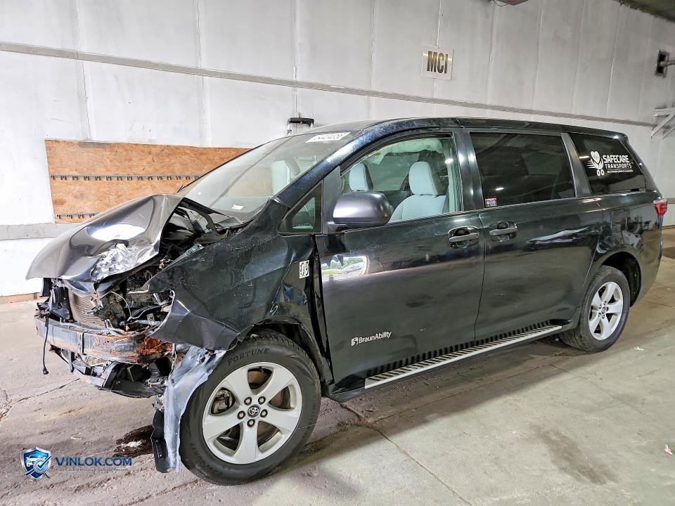 2019 TOYOTA SIENNA L 7-PASSENGER – Lot 54404056 auction photo