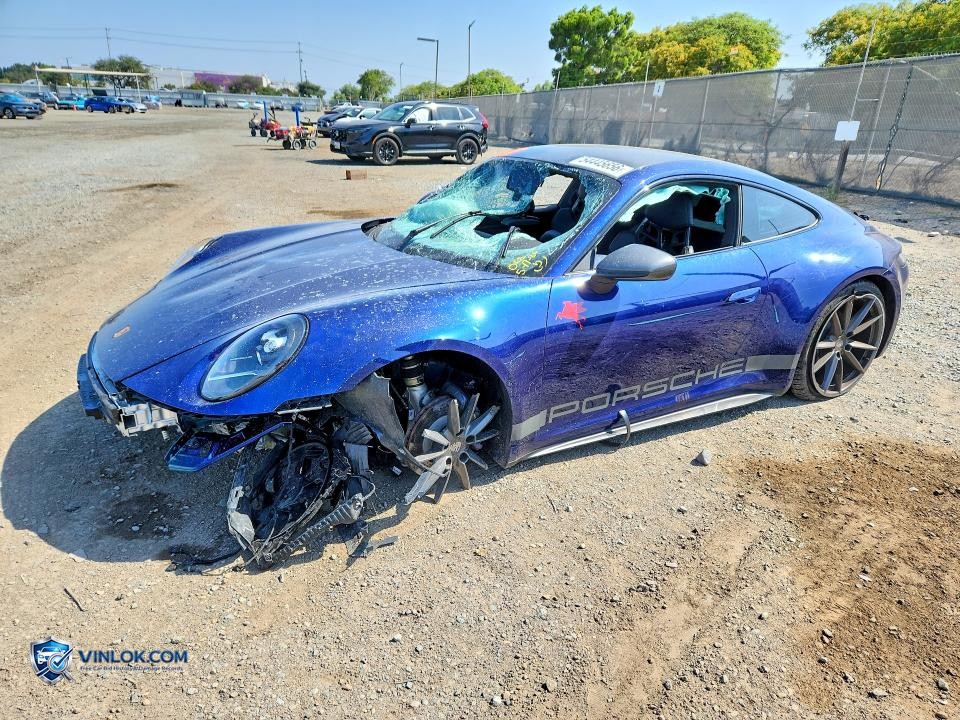 2024 PORSCHE 911 CARRERA – Lot 54445656 auction photo