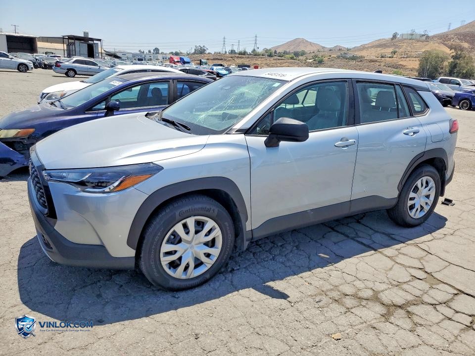 2025 TOYOTA COROLLA CROSS L – Lot 54451516 auction photo