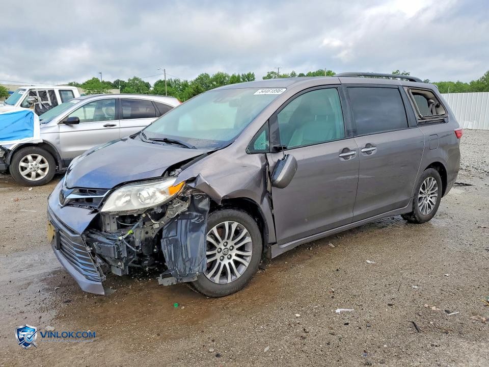 2018 TOYOTA SIENNA XLE 8-PASSENGER – Lot 54461896 auction photo