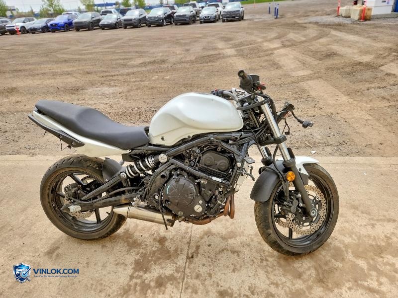 2011 KAWASAKI EX400 CB – Lot 54485326 auction photo