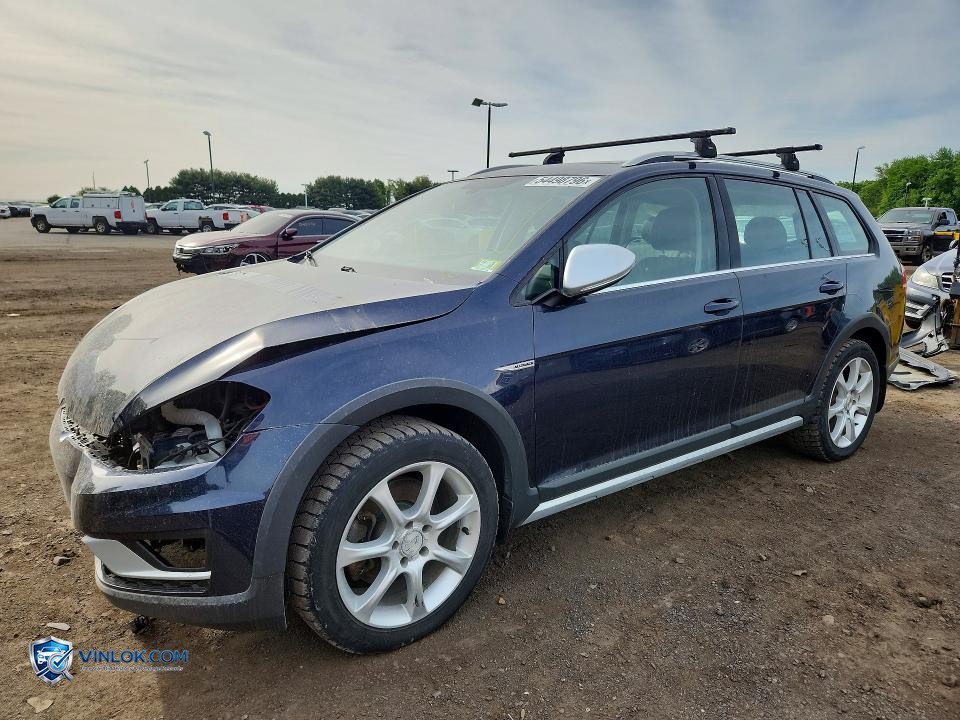 2017 VOLKSWAGEN GOLF ALLTRACK S – Lot 54498796 auction photo