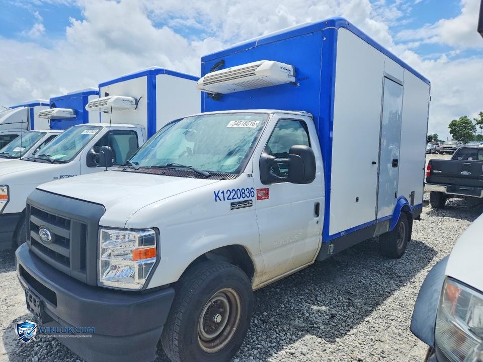 2023 FORD E-350 REFRIGERATED BOX TRUCK – Lot 54518516 auction photo