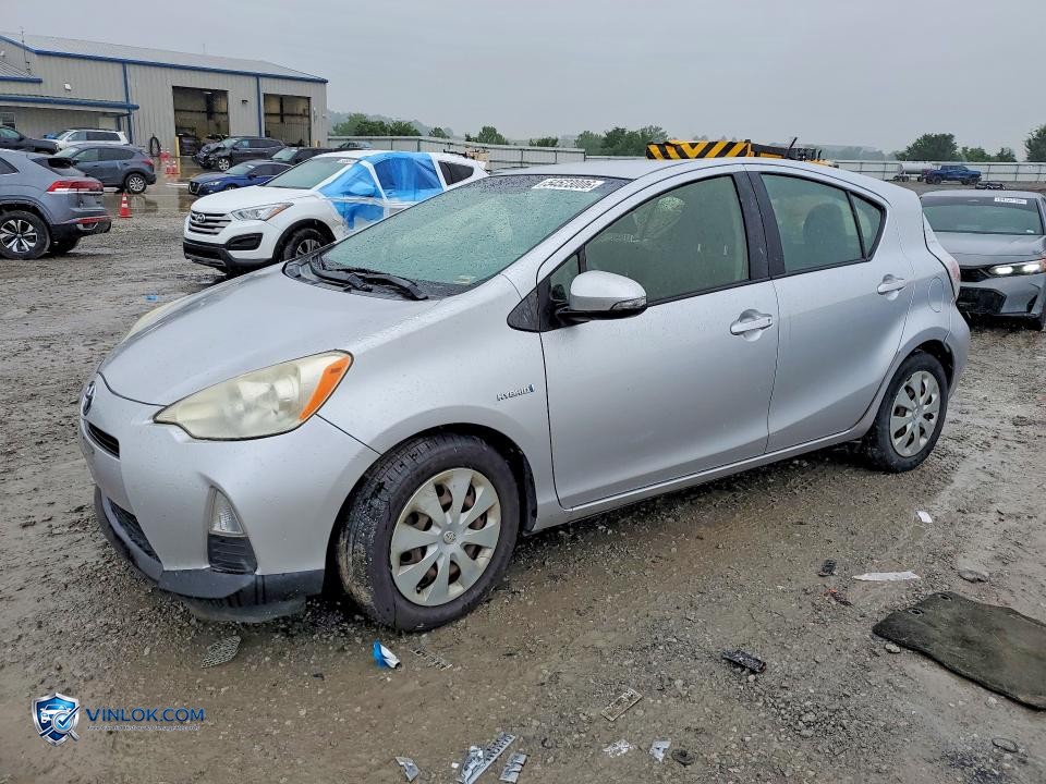 2013 TOYOTA PRIUS C TWO – Lot 54523006 auction photo