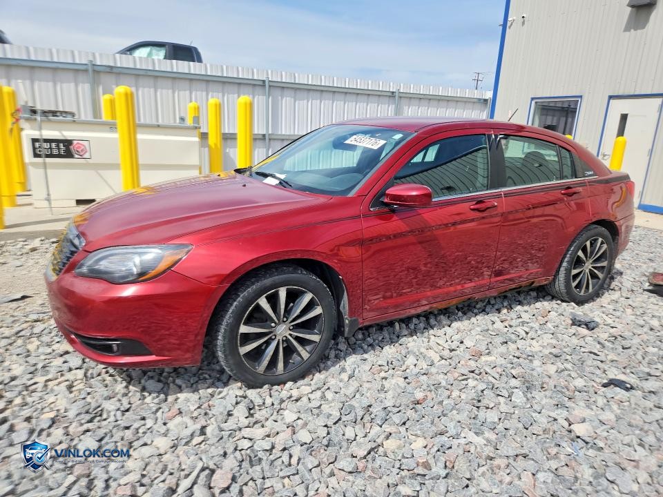 2013 CHRYSLER 200 TOURING – Lot 54537176 auction photo