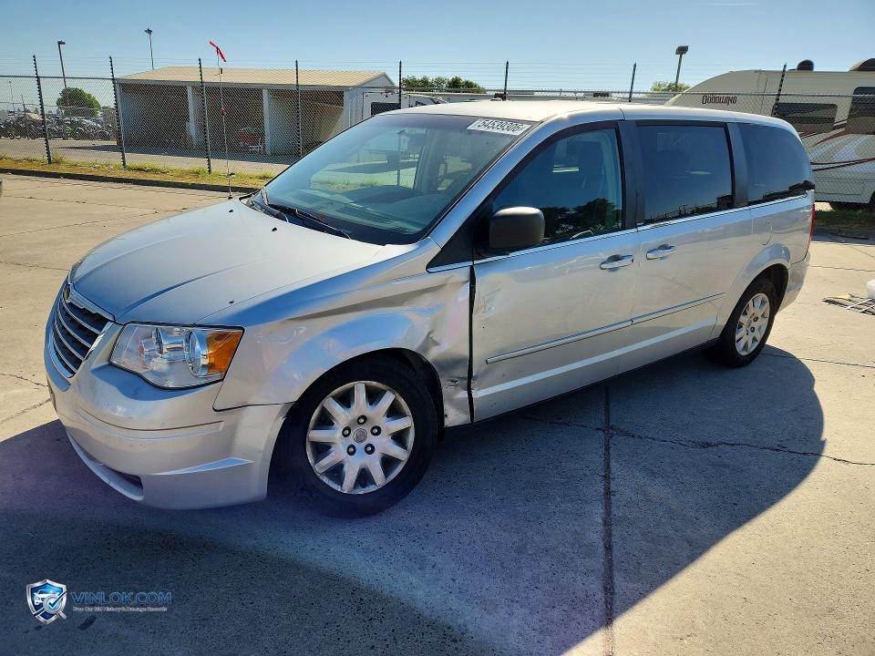 2010 CHRYSLER TOWN & COUNTRY LX – Lot 54539306 auction photo