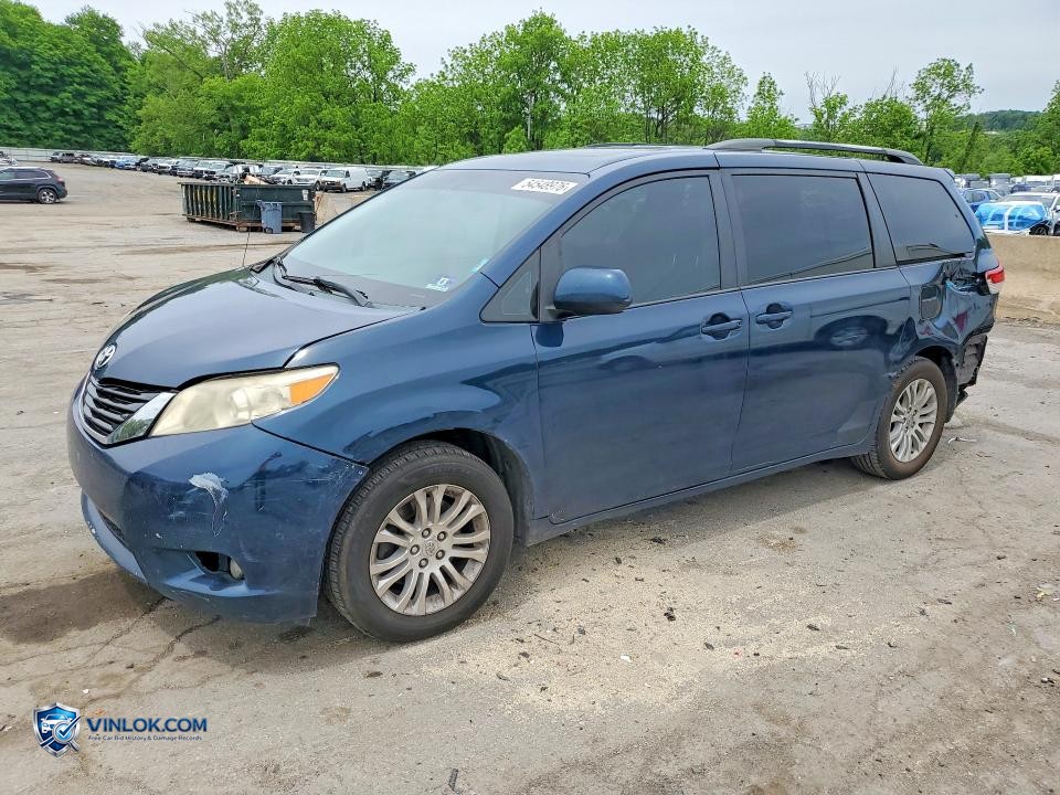 2012 TOYOTA SIENNA XLE 8-PASSENGER – Lot 54548976 auction photo