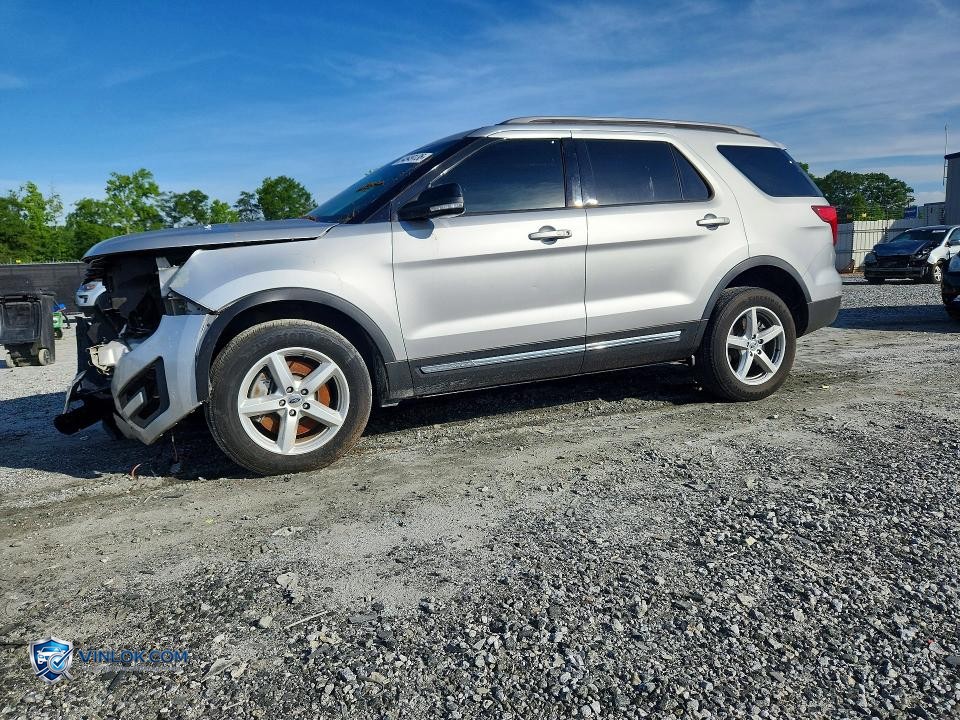 2017 FORD EXPLORER XLT – Lot 54549136 auction photo