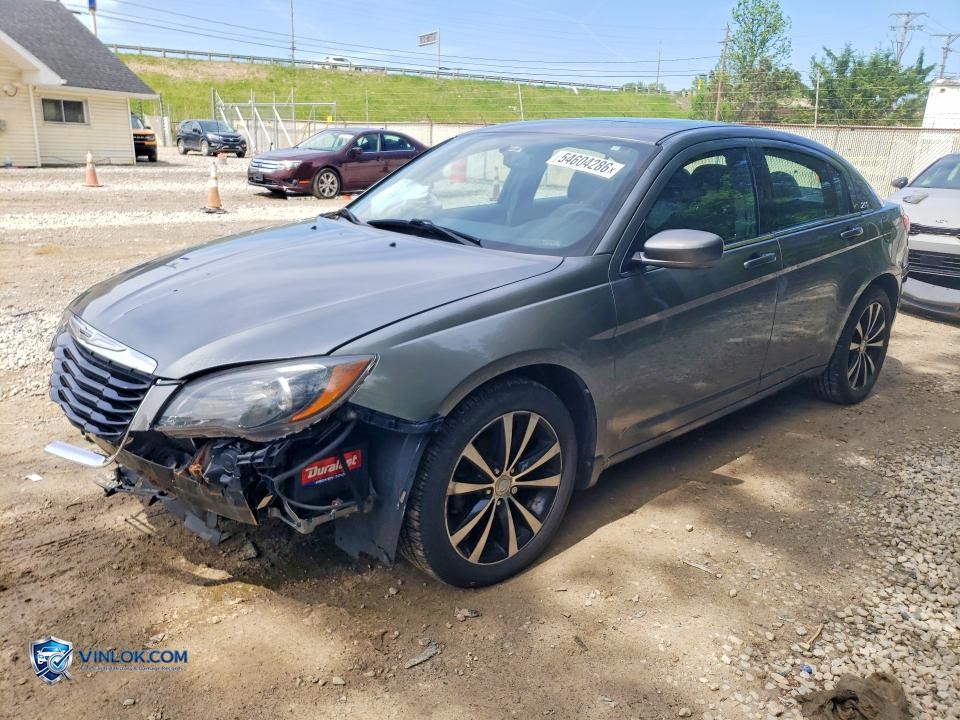 2011 CHRYSLER 200 S – Lot 54604286 auction photo