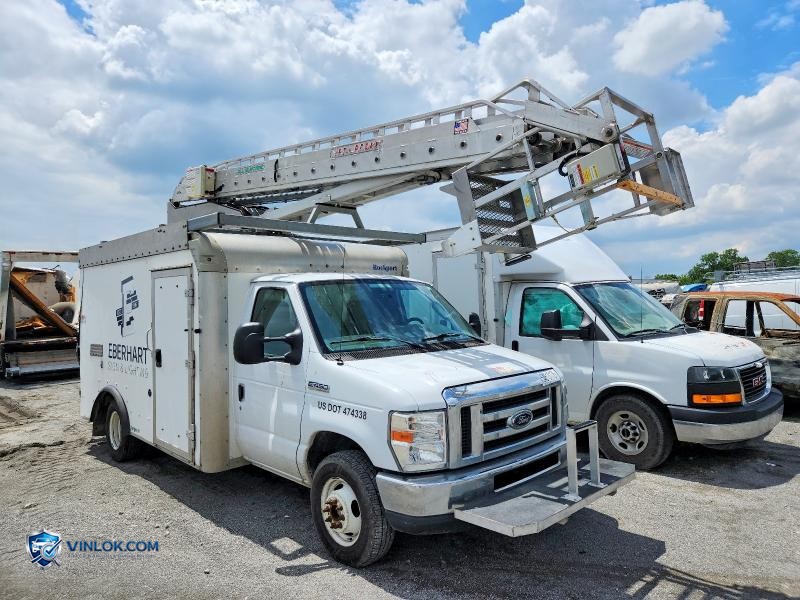 2018 FORD E450 CABLE PLACER BUCKET TRUCK – Lot 54610176 auction photo