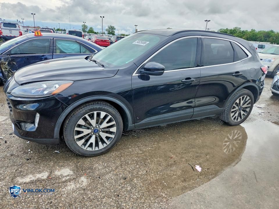 2020 FORD ESCAPE TITANIUM – Lot 54625496 auction photo
