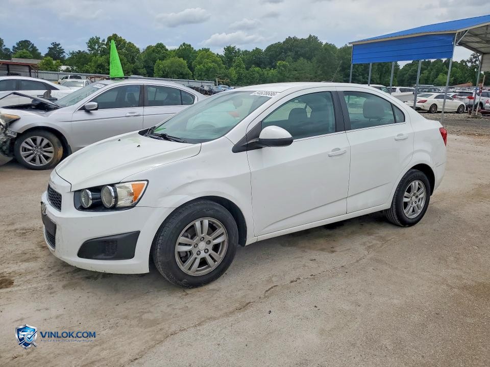 2015 CHEVROLET SONIC LT – Lot 54628686 auction photo