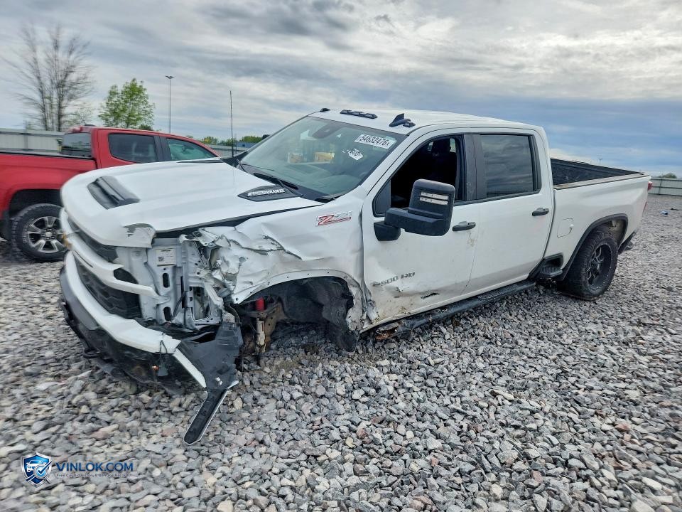 2024 CHEVROLET SILVERADO K2500 CUSTOM – Lot 54632476 auction photo