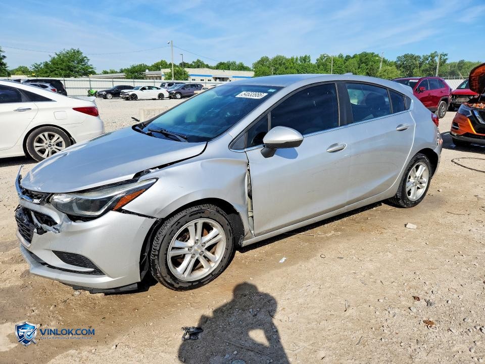 2017 CHEVROLET CRUZE LT – Lot 54633986 auction photo
