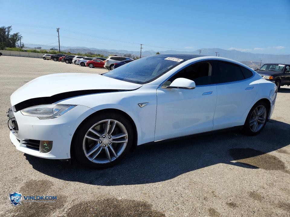 2015 TESLA MODEL S – Lot 54634136 auction photo