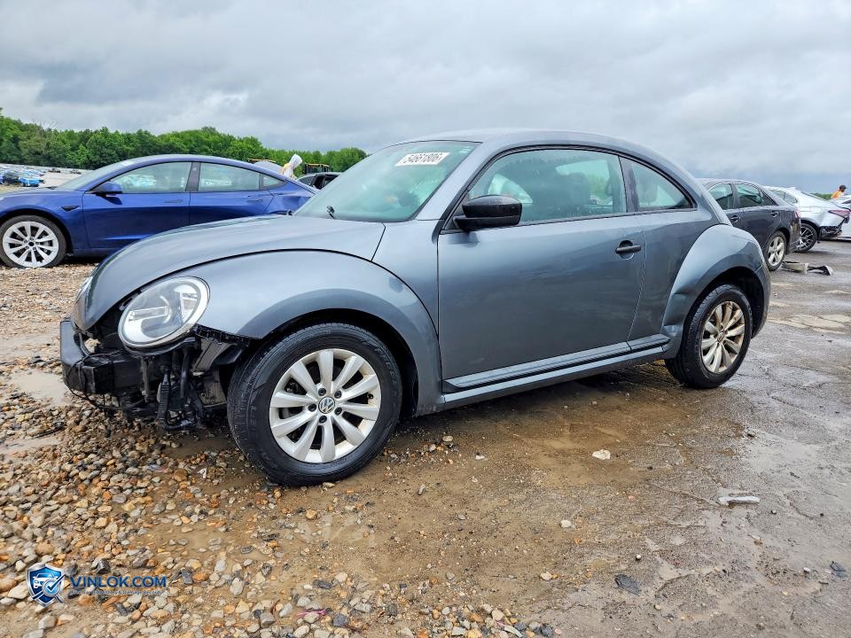 2017 VOLKSWAGEN BEETLE 1.8T – Lot 54661806 auction photo