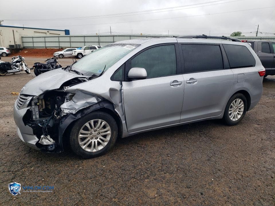 2016 TOYOTA SIENNA XLE PREMIUM 8-PASSENGER – Lot 54669976 auction photo