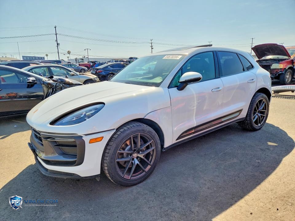 2023 PORSCHE MACAN BASE – Lot 54670206 auction photo