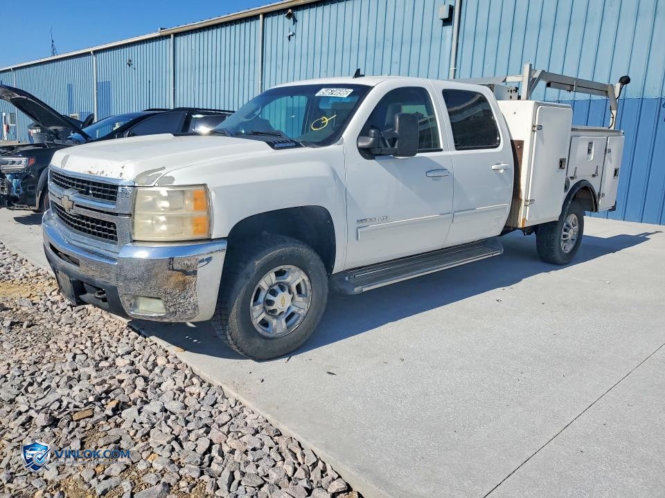 2010 CHEVROLET SILVERADO K3500 LTZ – Lot 54674696 auction photo