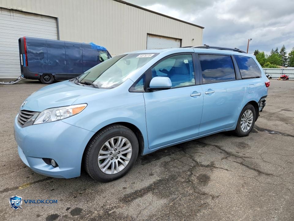 2017 TOYOTA SIENNA XLE 8-PASSENGER – Lot 54676276 auction photo