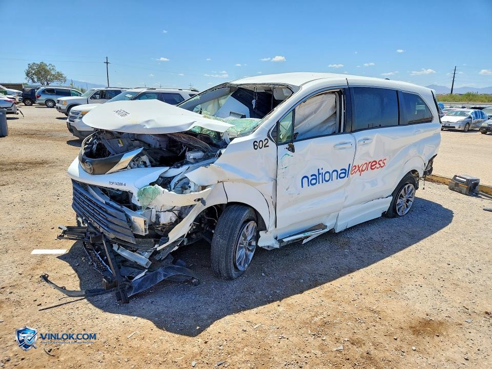 2022 TOYOTA SIENNA LE – Lot 54678706 auction photo