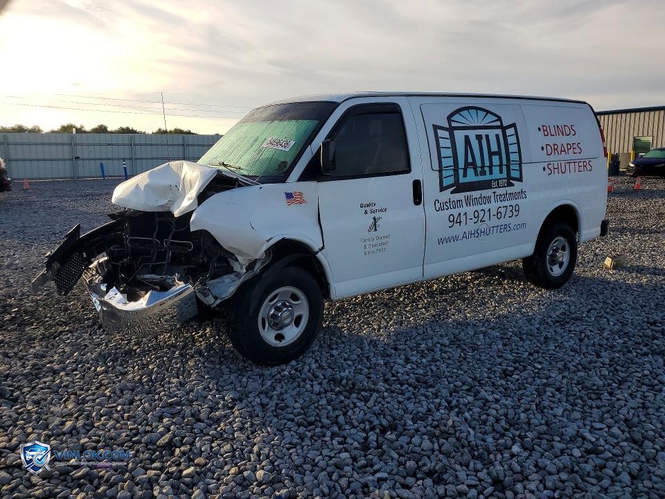 2013 CHEVROLET EXPRESS G2500 – Lot 54696436 auction photo
