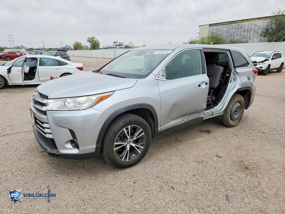 2019 TOYOTA HIGHLANDER LE – Lot 54698546 auction photo