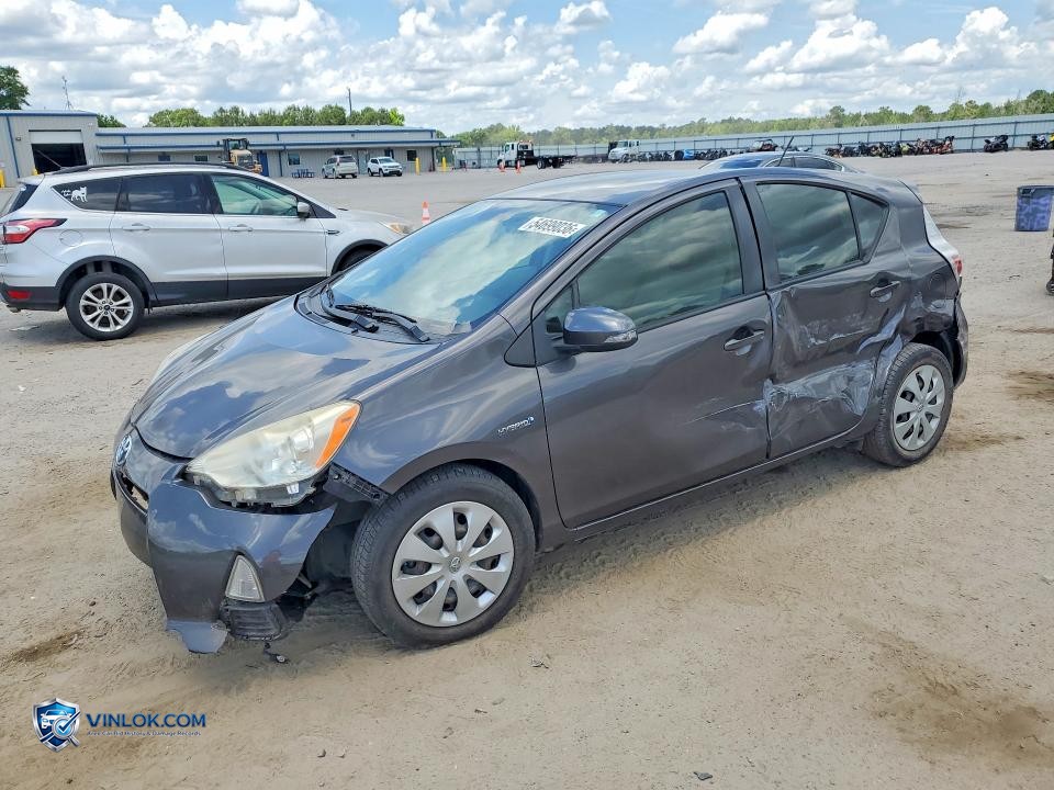 2013 TOYOTA PRIUS C ONE – Lot 54699036 auction photo