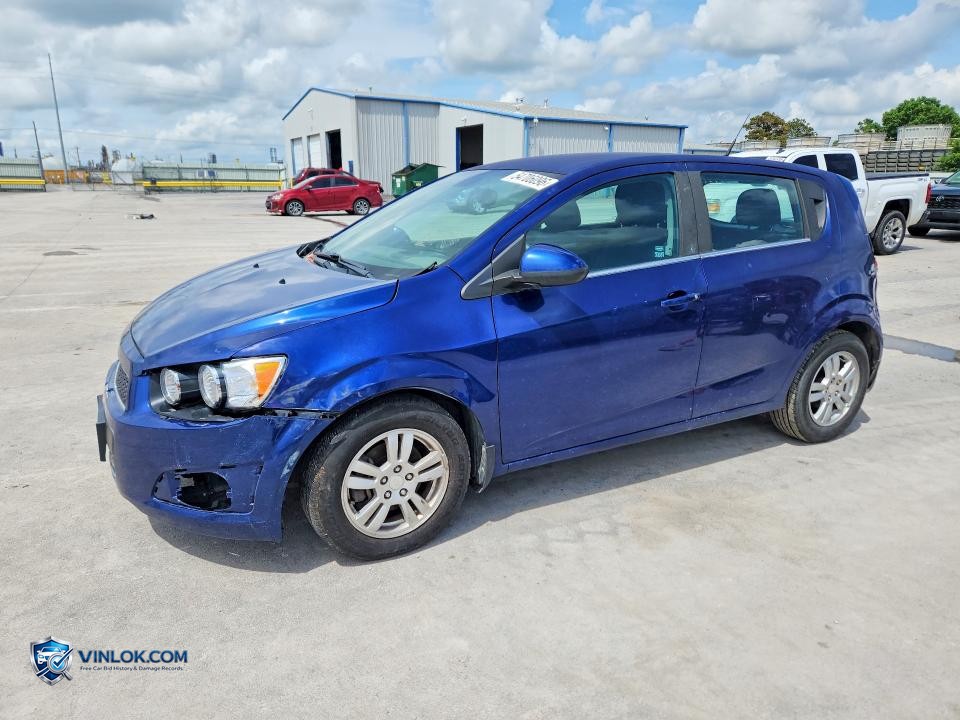 2013 CHEVROLET SONIC LT – Lot 54706096 auction photo