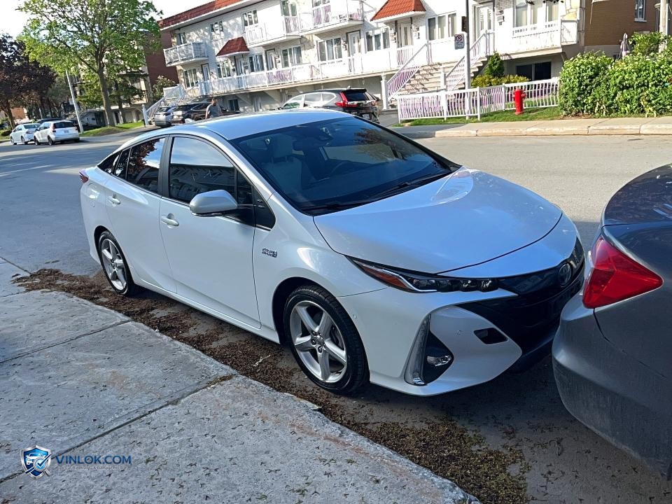 2022 TOYOTA PRIUS PRIME LE – Lot 54719596 auction photo