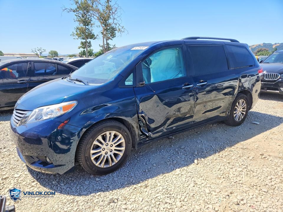 2011 TOYOTA SIENNA XLE 8-PASSENGER – Lot 54728466 auction photo