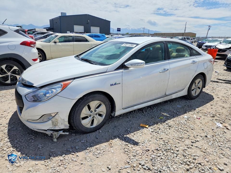 2015 HYUNDAI SONATA HYBRID BASE – Lot 54811286 auction photo