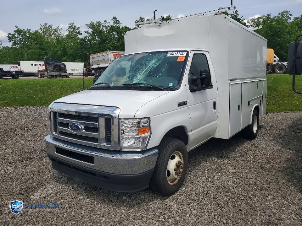 2023 FORD ECONOLINE E350 SUPER DUTY CUTAWAY VAN – Lot 54812216 auction photo