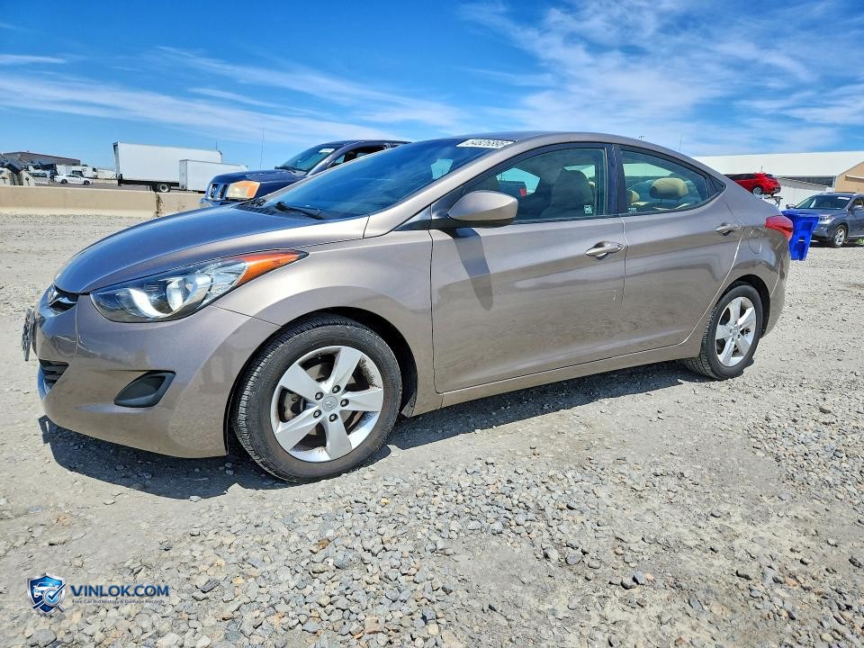 2013 HYUNDAI ELANTRA GLS – Lot 54826896 auction photo